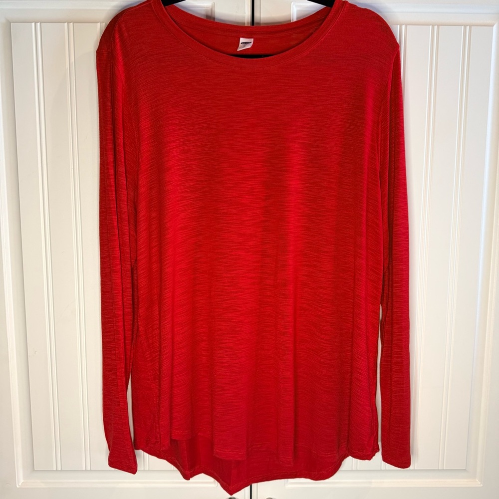 Old Navy Women’s Long Sleeve Top – Robbie Red – Size XL